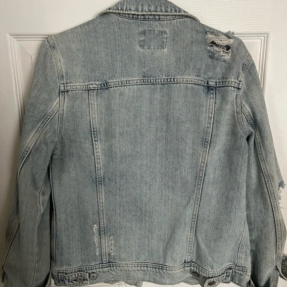 OLD NAVY // Denim Jacket - Picture 4 of 5